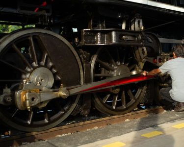 automotive carousel 1